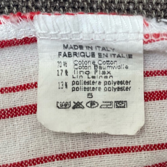 Brandy Melville Astrid Cropped Tank Button Down Red and White Stripes - Picture 5 of 7